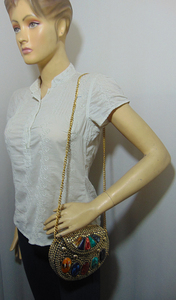 Bolso de mano con cuentas de metal dorado Multicolor, para chicas y mujeres - Product Image 5
