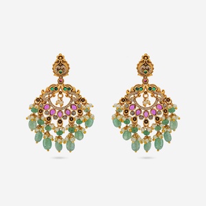 Boucles d'oreilles pendantes style antique, design religieux tendance pour mariages et fêtes - Alliage de zinc et cuivre/laiton - Product Image 1