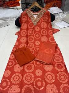 ชุดผ้าเรยอนปักลายสำหรับผู้หญิงมีสไตล์พร้อมกางเกงเรยอนจับคู่และชุดเสื้อผ้าใส่สบายๆสำหรับใส่ตามเทศกาล - Product Image 6