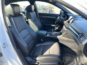 Honda Accord Hybrid Sport 2022 en Perfecto Estado - Product Image 2