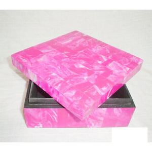 Caja de joyería de madera y resina con diseño floral de resina Rosa hecha a mano con embalaje de regalo hecho a mano - Product Image 6