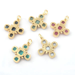 Cojín apatita cuarzo piedra preciosa colgante con cuentas diseño hecho a mano Cruz religiosa briolette multi piedra preciosa colgante al por mayor encantos - Product Image 4