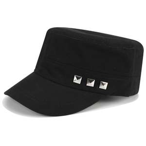 Casquette en coton pour hommes et femmes, casquette plate avec rivets, casquette de baseball décontractée, style polyvalent en gros - Product Image 1