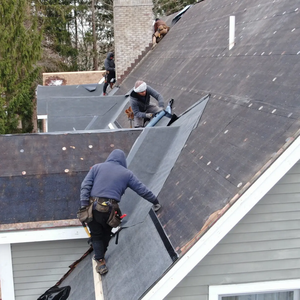 Revestimiento de asfalto sintético de plástico HDPE para techos 1,0mm 1,2mm 1,5mm 2,0mm característica resistente al agua - Product Image 1