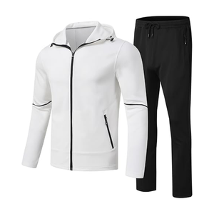Vêtements de sport personnalisés en gros Survêtements de sport vierges en noir et blanc Survêtements de jogging pour hommes - Product Image 1
