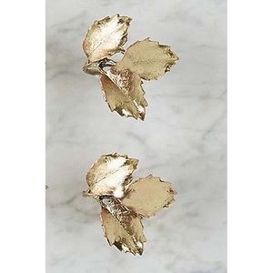 Anneau de serviette décoratif en métal avec feuilles en or poli, vente en gros, anneau de serviette vintage de mariage en plaqué or Royal - Product Image 5