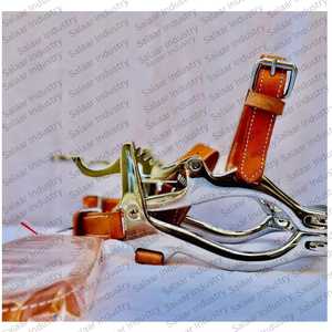 Espéculo Dental Equino de Primera Calidad, Fabricado en Acero Inoxidable j2 con Acabado de Espejo, Placa de Mordida Superior e Inferior, Correa de Cuero y Biothane - Product Image 1