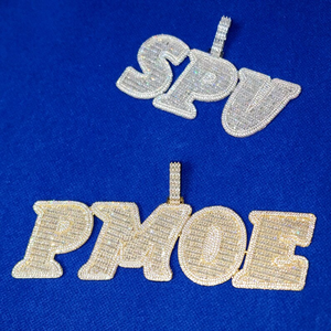 Collar con Colgante de Nombre Personalizado Starspire Jewels, Plata 925 con Moissanita, Diseño de Letra Personalizado con Aspecto de Diamante Completamente Engastado, Lujoso - Product Image 4