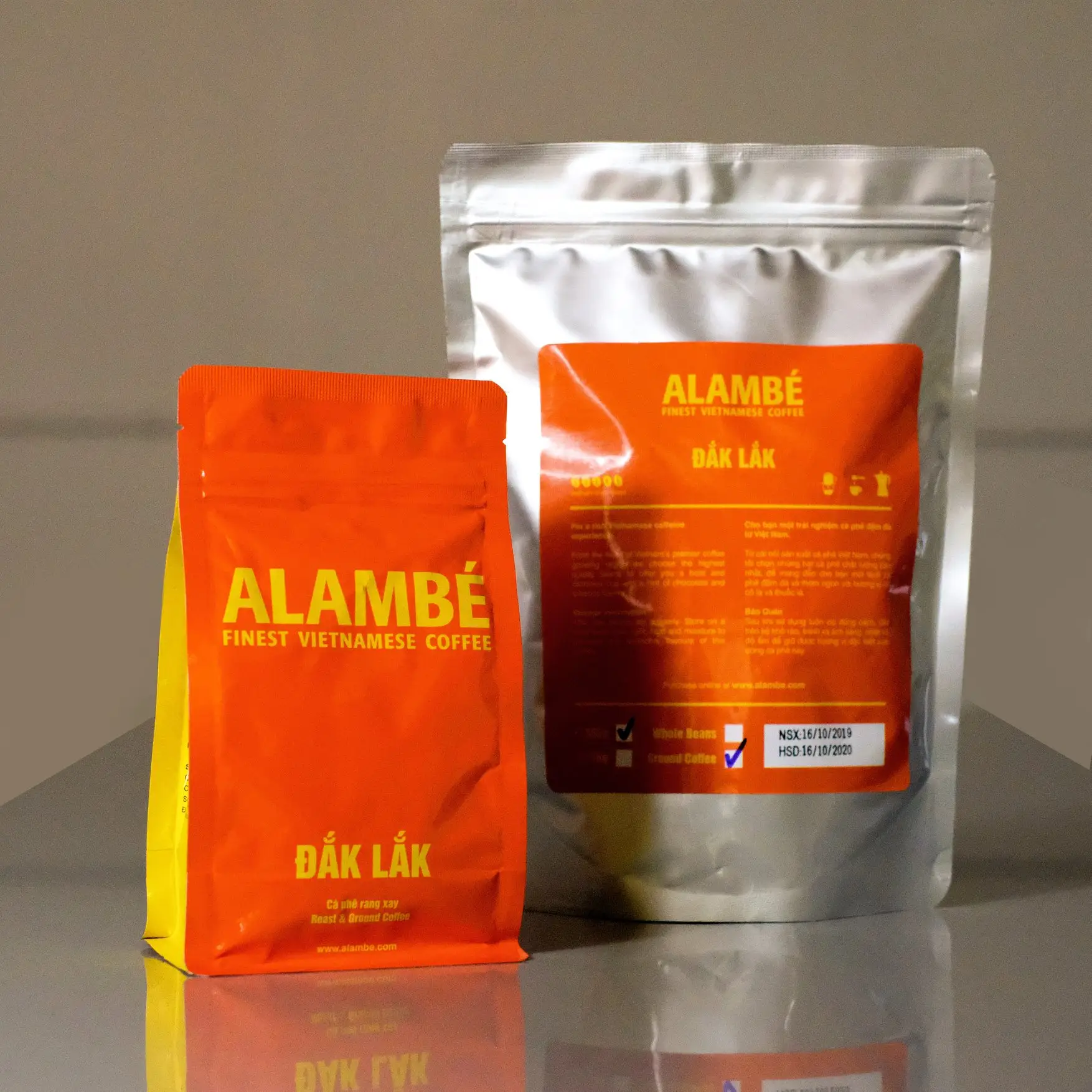 Lange Haltbarkeit Geringe Feuchtigkeit Gerösteter gemahlener Kaffee Robusta Alambe Dak Lak 1kg hoher Brattyp Made in Vietnam