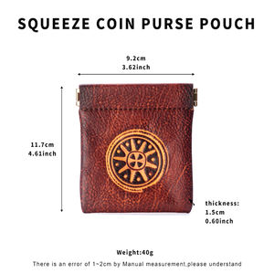 <span class=keywords><strong>กระเป๋า</strong></span>ใส่เหรียญหนังลายนูนพระอาทิตย์แนววินเทจสำหรับผู้ชาย<span class=keywords><strong>กระเป๋า</strong></span>เล็กใส่โลโก้แบบกำหนดเองพร้อมการปิดแบบบีบ<span class=keywords><strong>กระเป๋า</strong></span>ใส่เหรียญทำจากผ้าทนทานเป็นของขวัญ - Product Image 2