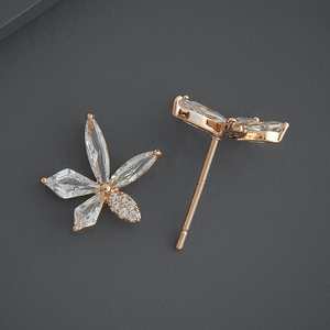Boucles d'oreilles tendance 186275, clous religieux, diamant taille marquise, perle, alliage de zinc plaqué rhodium, fleur, papillon, plante - Product Image 2