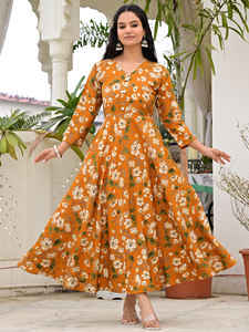 Robe mi-mollet décontractée pour femme, en coton 100 %, à imprimé floral orange, col en V, manches trois quarts, coupe trapèze - Product Image 4