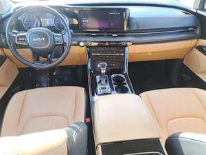 KIA Carnival EX FWD Plus 2024 Usado en Buen Estado, Sin Accidentes, Conducción Izquierda/Derecha - Product Image 6