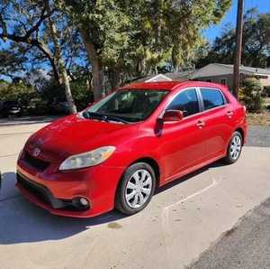 Utilisé en 2013 pour Matrix Turbo AWD, berline en cuir avec intérieur clair - Product Image 1