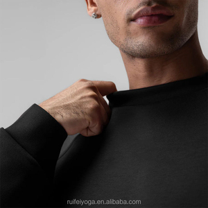 เสื้อสเวตเชิ้ตกีฬาคอกลมสีดำอบอุ่นและสบายทรงหลวมผ้าฝ้าย77% 23% ผ้าโพลีเอสเตอร์รีไซเคิลสำหรับฤดูหนาว - Product Image 4