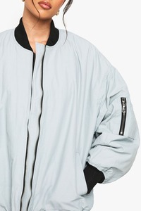 Veste universitaire confortable et respirante OEM pour femmes Logo personnalisé Service OEM Veste universitaire surdimensionnée pour femmes de dernier style - Product Image 2