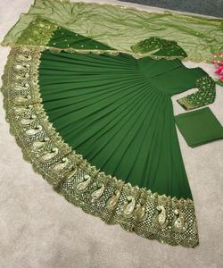 Blusa Tradicional India Lahenga Choli de Diseño, Vestido de Seda Color Rosa, Dupatta Étnico para Bodas y Festivales, Estilo Moderno - Product Image 3