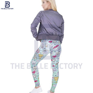 Mallas ligeras de punto de cintura media transpirables de secado rápido para yoga para mujer al mejor precio del fabricante - Product Image 4