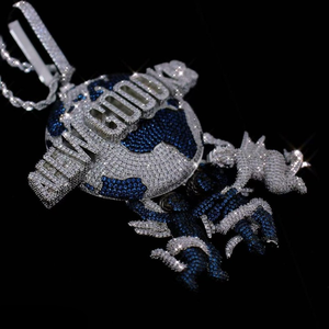 Pendentif Croix Personnalisé en Argent 925 Style Hip Hop, Design Tendance Streetwear Sertie de Diamants Moissanite, Breloques Personnalisées - Product Image 4