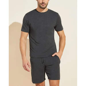 2025 ropa de verano para hombres, conjunto de pantalones cortos hechos de algodón, Conjunto de camiseta y pantalones cortos, conjuntos para hombres, conjunto doble informal para hombres, OEM personalizado - Product Image 1