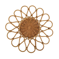 TUYET DUNG Assiette à fleurs classique en rotin naturel tressé à la main, tapis de table décoratif antidérapant, dessous de verre imperméable, Vietnam