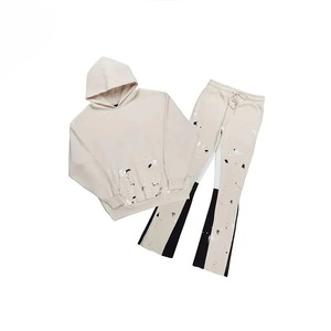 Conjuntos de pantalones de chándal acampanados y Sudadera con capucha personalizados, chándales con patrón de salpicaduras para hombres, chándales de calle de algodón 100% de Color blanco - Product Image 1