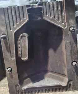 Premium Quality <b>Plastic</b> Cane Mold 1-10 Liter Blow <b>Mould</b> for Efficient Chemical Oil Water Production - Product Image 5