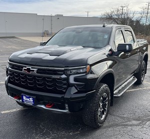 Chevrolet Silverado 1500 ZR2 Crew Cab 4WD USADO del 2025 - Product Image 1
