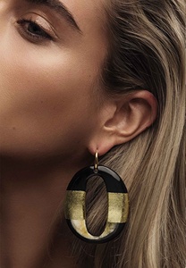 Boucles d'oreilles en corne de buffle de haute qualité avec poli brillant pour les fêtes de mariage et meilleur cadeau pour les filles de différentes tailles Offre Spéciale - Product Image 5