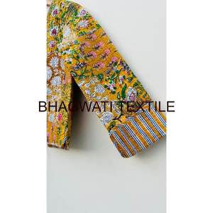 แจ็กเก็ตผ้าฝ้ายบุสองชั้นแบบสั้นสไตล์โบฮีเมียนใส่ได้ทั้งชายและหญิงงานเย็บปะทำมือดีไซน์ขอบพิมพ์ลายสัตว์อินเดียระบายอากาศได้ดี - Product Image 2