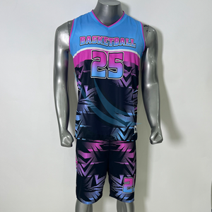 ชุดบาสเก็ตบอลแบบกำหนดเอง ชุดทีมพิมพ์ลายแบบรีเวอร์ซิเบิล เสื้อและกางเกงขายส่ง ชุดทีม 100% ระบายอากาศได้ดี - Product Image 2
