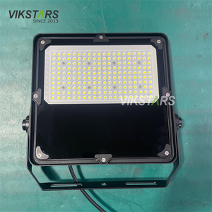 High Lumen 160Lm/W Outdoor Led Flood Lights 50W 100W 200W 300W con buen precio para la iluminación del campo deportivo - Product Image 2
