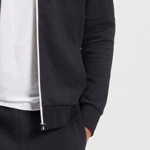 Sweats à capuche en tissu respirant pour hommes / Avec poches, prix bas, design uni avec fermeture éclair, cordon de serrage et capuche réglable - Product Image 4