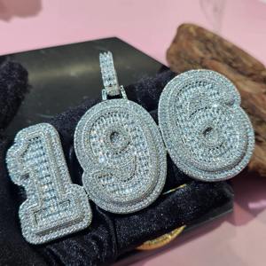 Collier pendentif Hip Hop en argent 925 plaqué or avec diamants en moissanite VVS de style élégant pour un usage quotidien à bas prix - Product Image 1