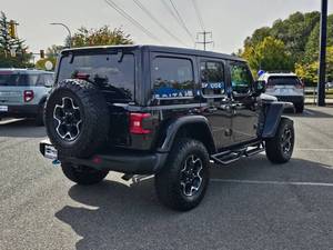 ขายส่งรถยนต์มือสอง Jeep Wrangler Unlimited Rubicon 4xe 4x4 Rubicon 4xe 4dr SUV ปี 2022 - Product Image 4