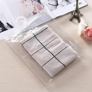ถุงพีวีซีแบบแขวน 3 ด้าน พร้อมกระดุมแป๊กและหูแขวน - Product Image 6