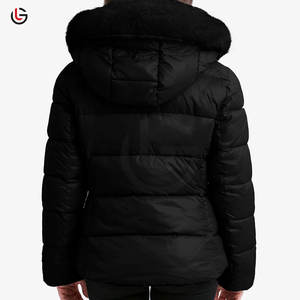 Veste matelassée pour femme de la meilleure qualité, couleur et logo personnalisables, parka d'hiver respirante en tricot - Product Image 2