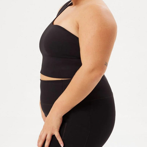 Ensemble de soutien-gorge de sport et de leggings de yoga pour femmes de haute qualité en gros, soutien élevé, respirant, bretelles convertibles à l'avant pour la remise en forme et la course à pied - Product Image 4
