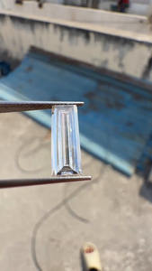 Diamant de laboratoire de taille baguette, cultivé par CVD, 2,16 carats, couleur blanche DEF, clarté VVS1, certifié IGI, pierre en vrac, vente en gros - Product Image 4