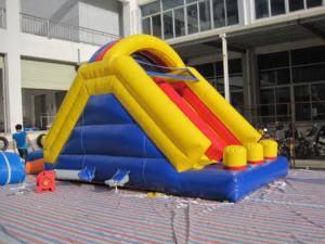 Tobogán Inflable para Escalar y Deslizarse al Aire Libre - Product Image 3