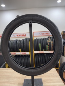KUMA K101F Nouveau pneu en caoutchouc naturel de haute performance à forte adhérence TT Premium pour moto Taille 2.25-17 Garantie de 12 mois - Product Image 4