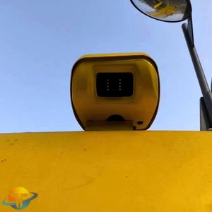 Excavatrice sur chenilles Komatsu PC200-8N1 d'occasion en bon état disponible à la vente - Product Image 6