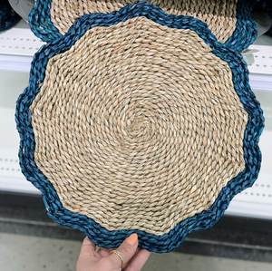 Napperon fait à la main en jonc de mer pétoncles prix bon marché d'usine du Vietnam, napperon durable écologique pour la décoration de salle à manger ou de mariage - Product Image 5