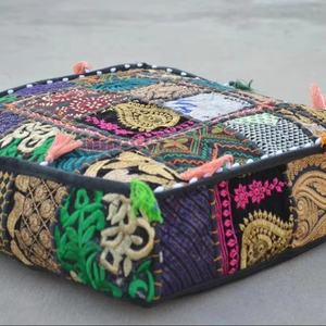 Cojines de suelo bohemios Funda de cojín decorativa Sari Patchwork Cojín - Product Image 1