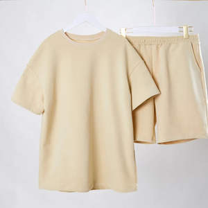 Conjunto Casual de 2 Piezas para Mujer, Camiseta de Manga Corta y Pantalones Cortos por Encima de la Rodilla, Conjunto de Verano de Alta Calidad - Product Image 2