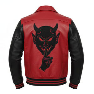 Blouson Bomber Varsity en Cuir et Toile Rouge et Noir Personnalisé 2026 avec Broderie Diable et Patch Frontal – Vente en Gros pour Homme - Product Image 1