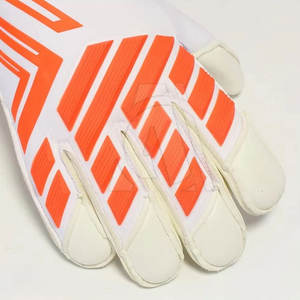 Gants de gardien de but en cuir antidérapants très demandés, fabriqués sur mesure avec protection des doigts - Product Image 6