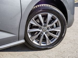 Furgoneta Híbrida T7 Multivan 2023 Usada en Excelentes Condiciones, Motor en Buen Estado, Lista para la Venta - Product Image 6