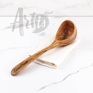 ArtisRaw-Juego de 3 cucharones de sopa de madera de olivo hechos a mano, respetuosos con el medio ambiente, para uso doméstico y en restaurantes - Product Image 1