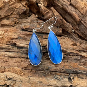 Boucles d'oreilles pendantes en labradorite faite à la main, argent sterling 925, bijoux uniques et tendance, cadeau pour femmes et hommes - Product Image 1